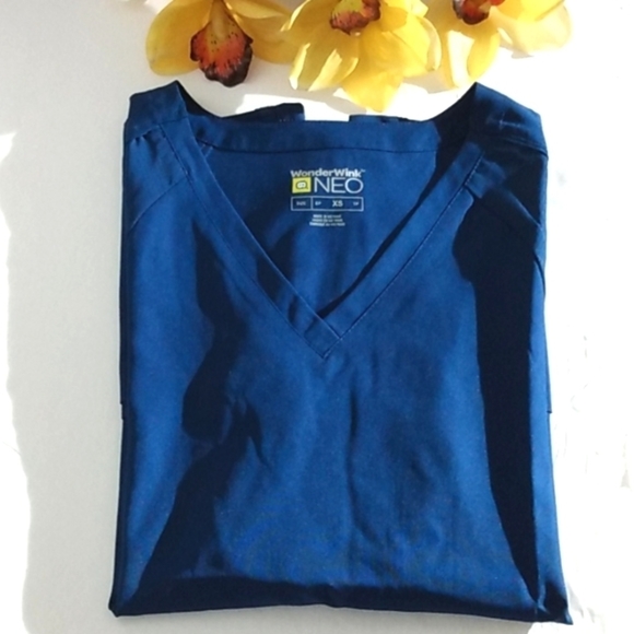 WONDERWINK NEO SCRUBS NAVY BLUE V-NECK SHORT SLEEVE SIZE XS NWT - Picture 9 of 10